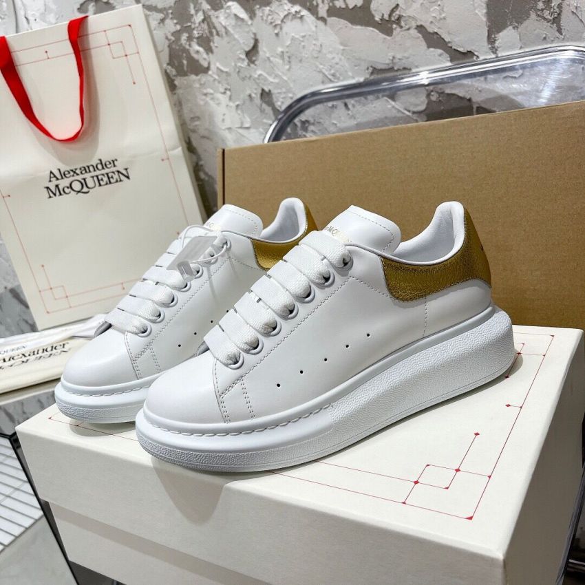 A1exa*der Mcqv*en Unisex Sneaker , Size 35-45