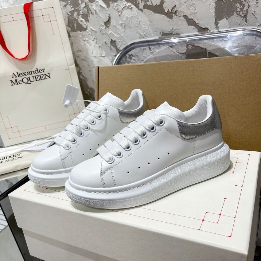A1exa*der Mcqv*en Unisex Sneaker , Size 35-45