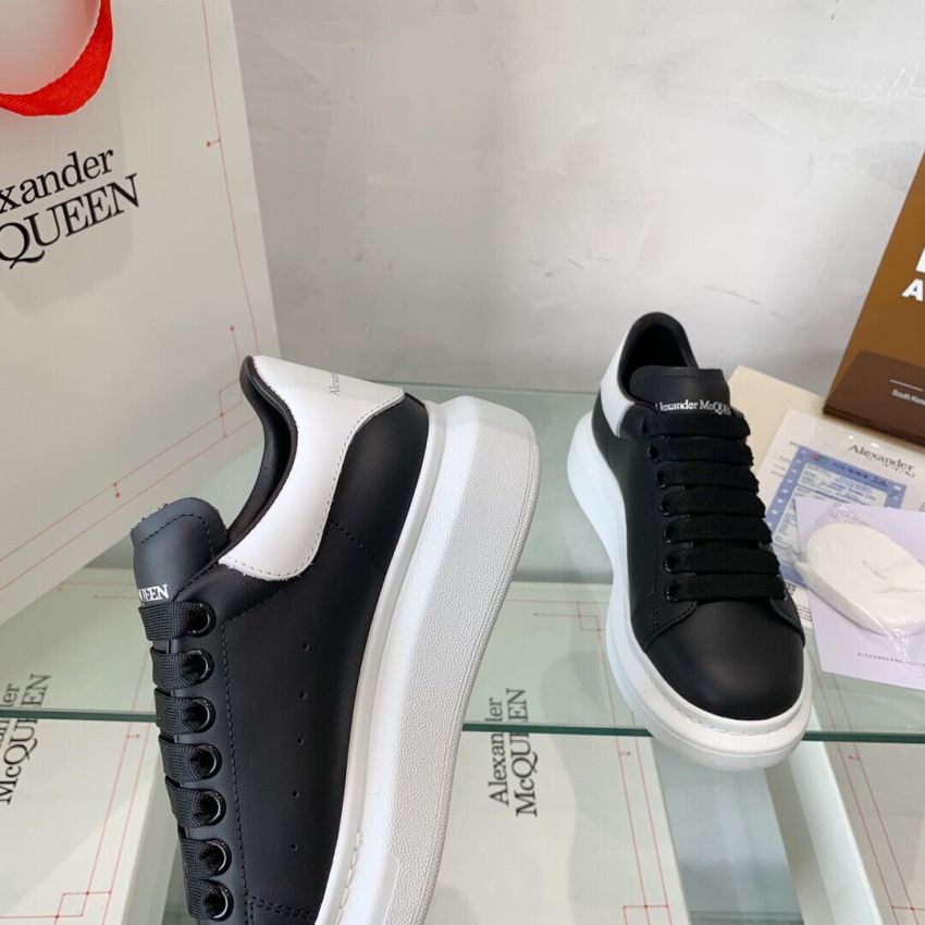 A1exa*der Mcqv*en Unisex Sneaker , Size 35-45