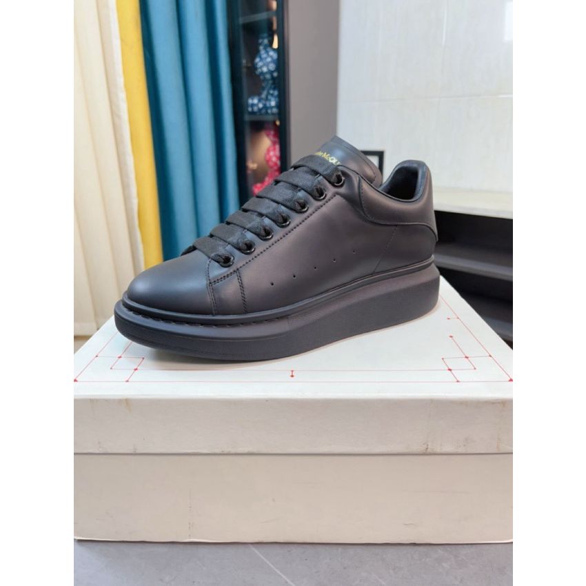 A1exa*der Mcqv*en Unisex Sneaker , Size 35-45
