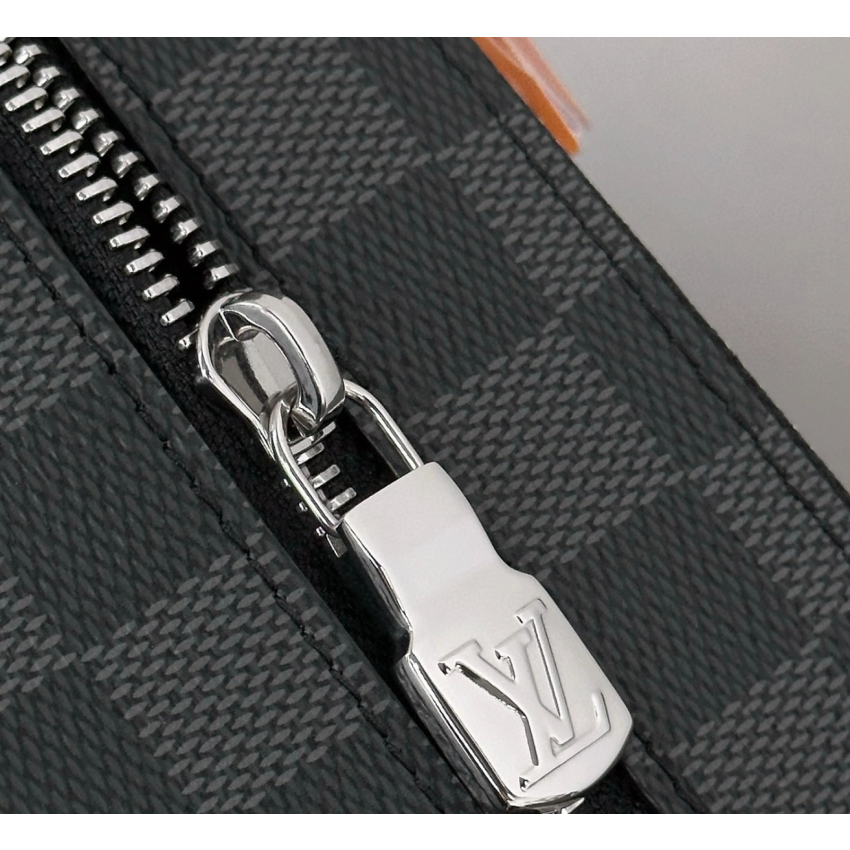 N40481 Pochette 24H