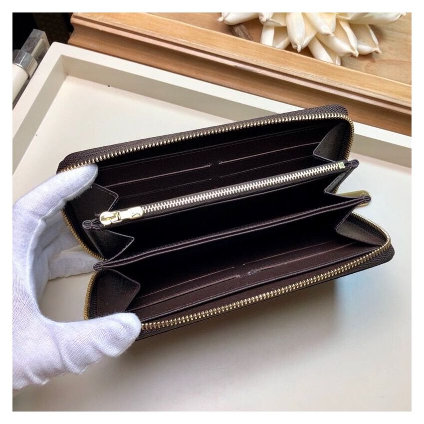N41661 Zippy wallet
