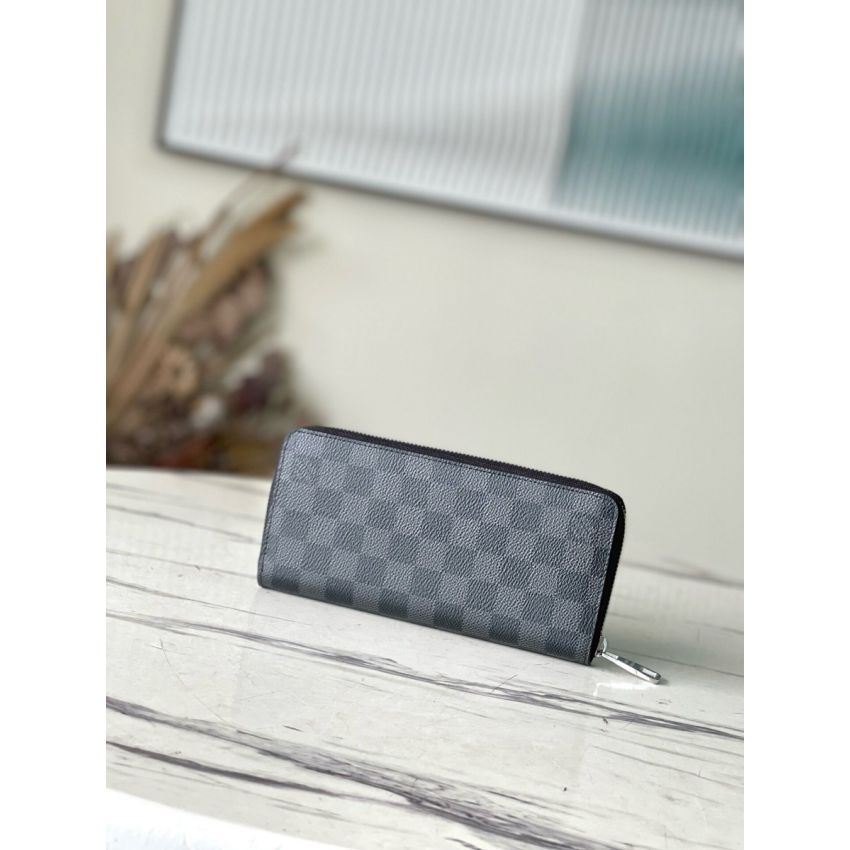 N63095 Zippy Wallet Vertical