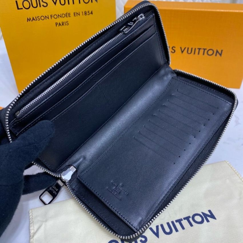 N63548 Zippy Wallet Vertical