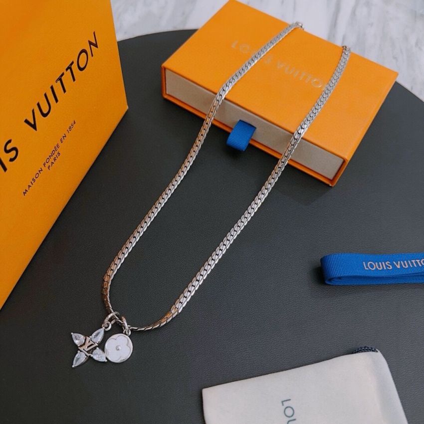 LV Necklace 60cm