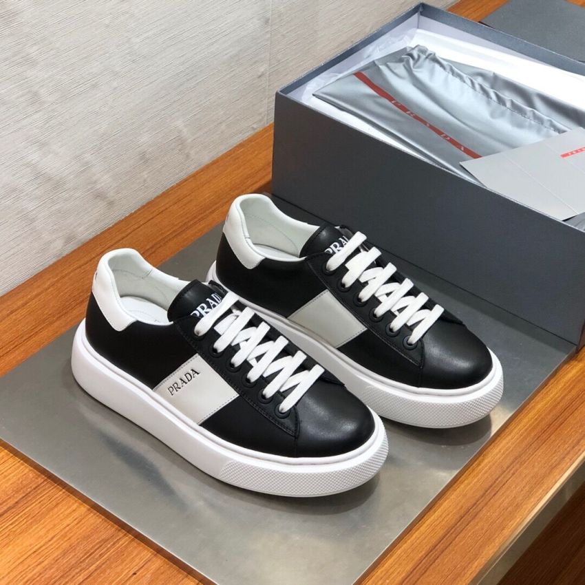 Pra*a Unisex Sneakers