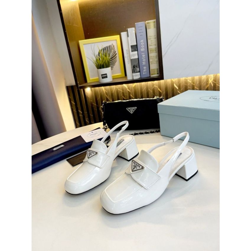 Pra*a Lady's leather shoe
