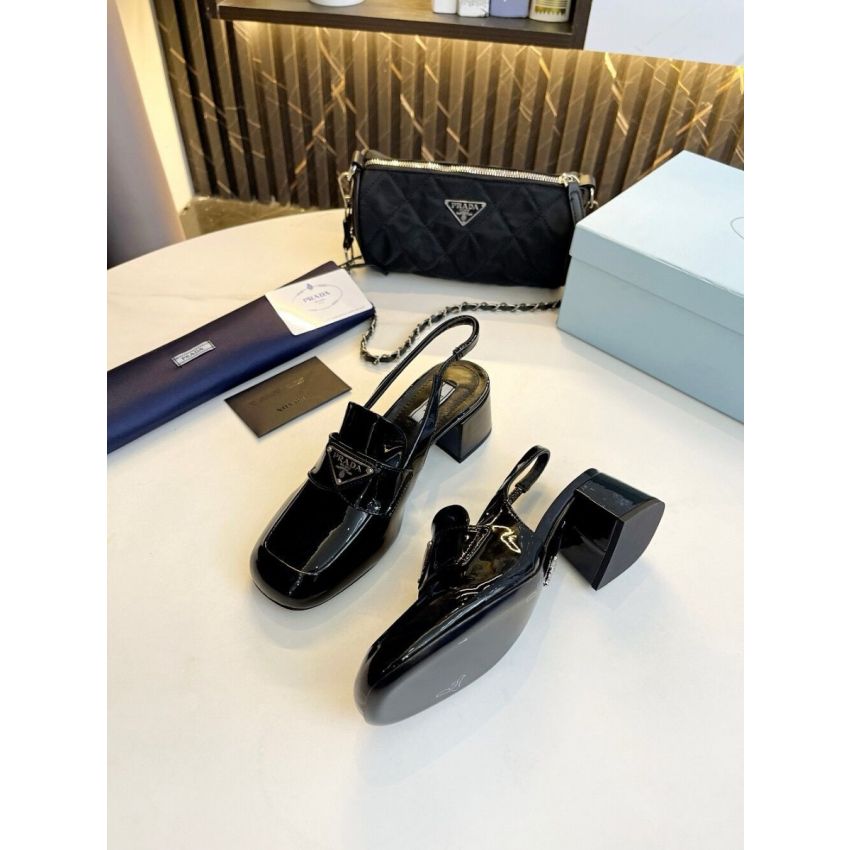 Pra*a Lady's leather shoe