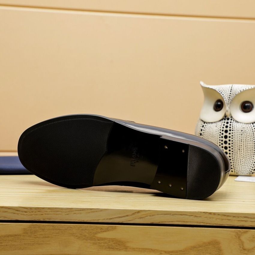 Pra*a Leather shoes for Men