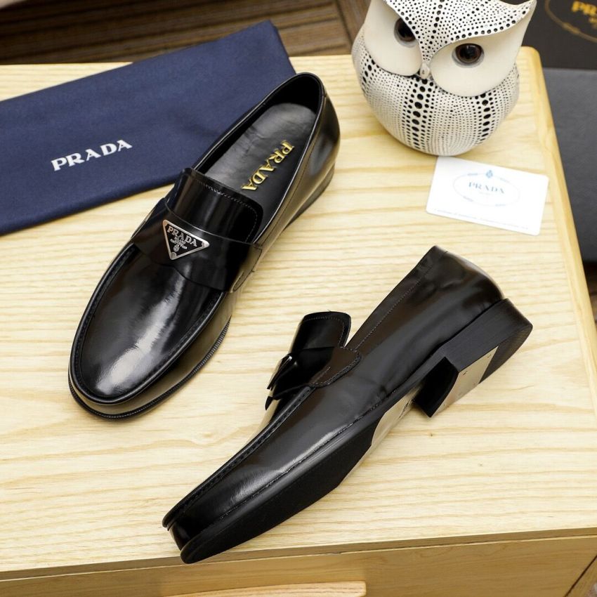 Pra*a Leather shoes for Men