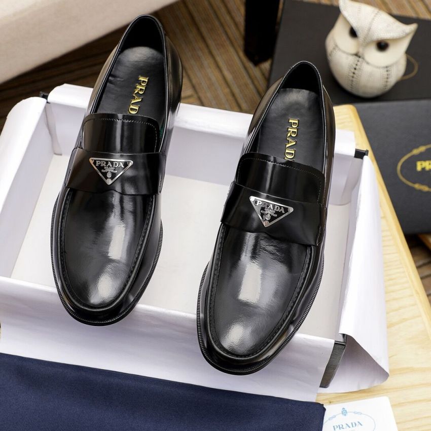 Pra*a Leather shoes for Men