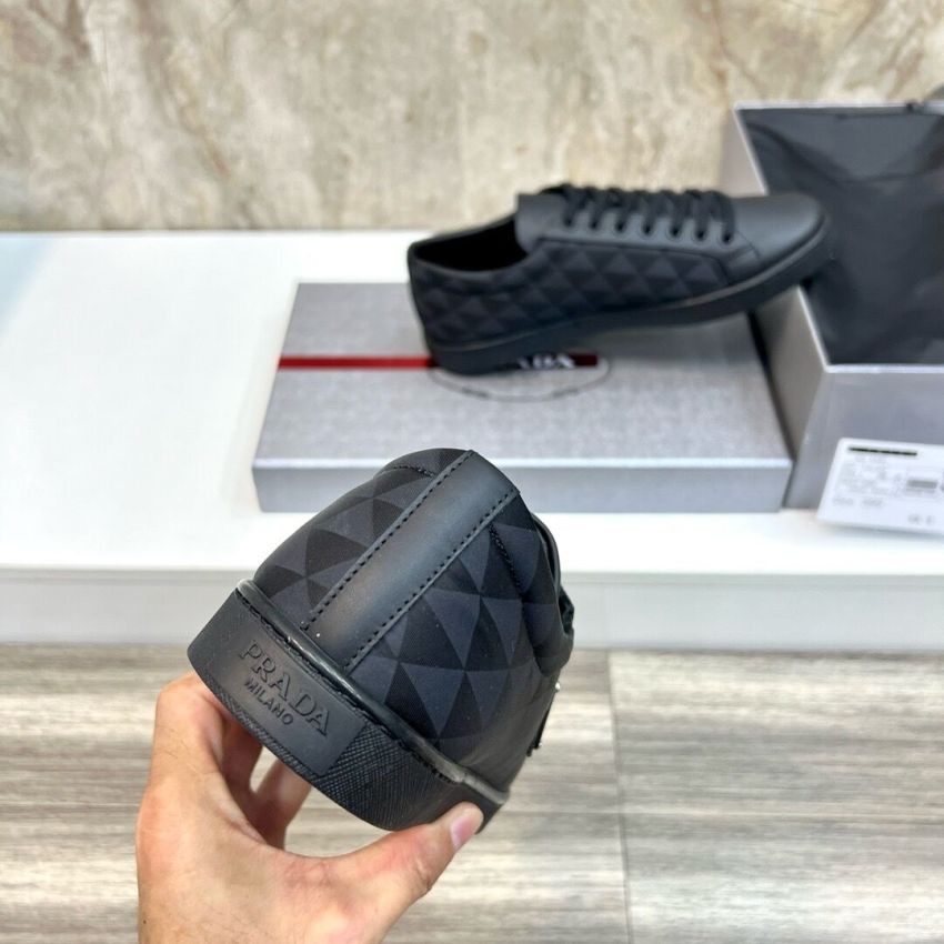 Pra*a Leather shoes for Men