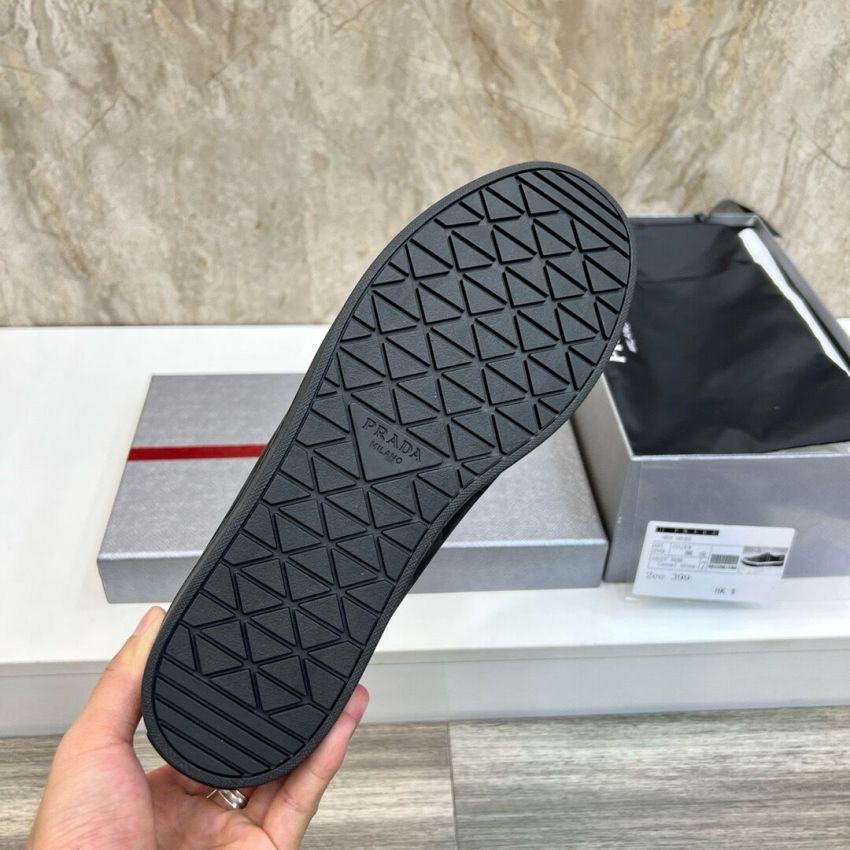 Pra*a Leather shoes for Men