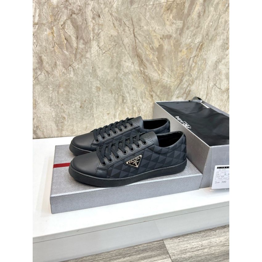 Pra*a Leather shoes for Men