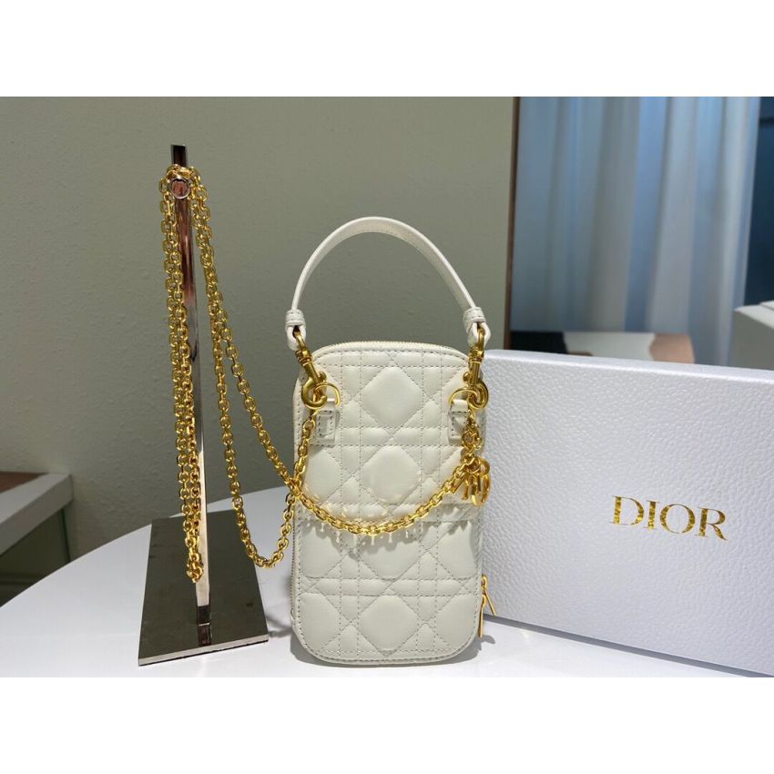 Lady D10r Phone Holder