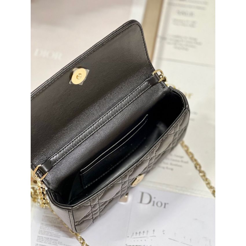 Lady D10r Phone Pouch