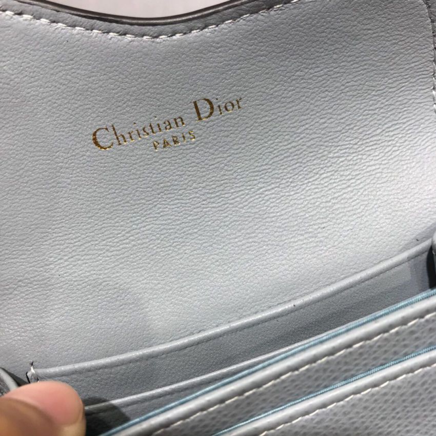 D10r Flap Card Holder