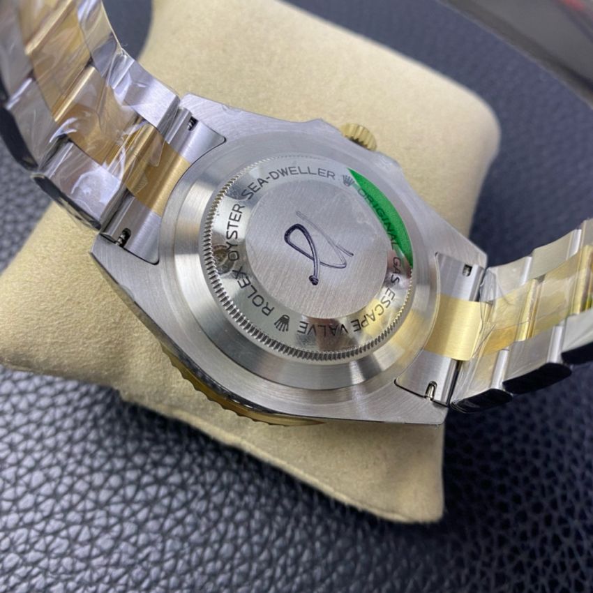 R01ex Sea-Dweller  Oyster, 43 mm, Oystersteel