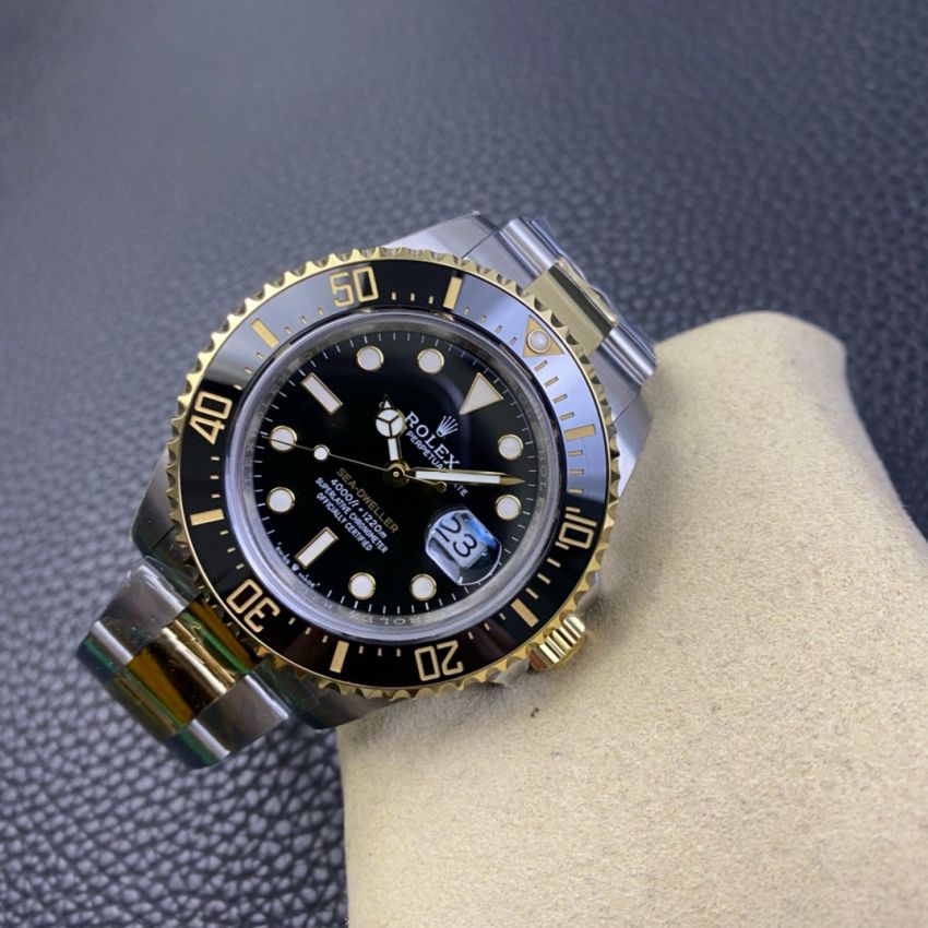 R01ex Sea-Dweller  Oyster, 43 mm, Oystersteel