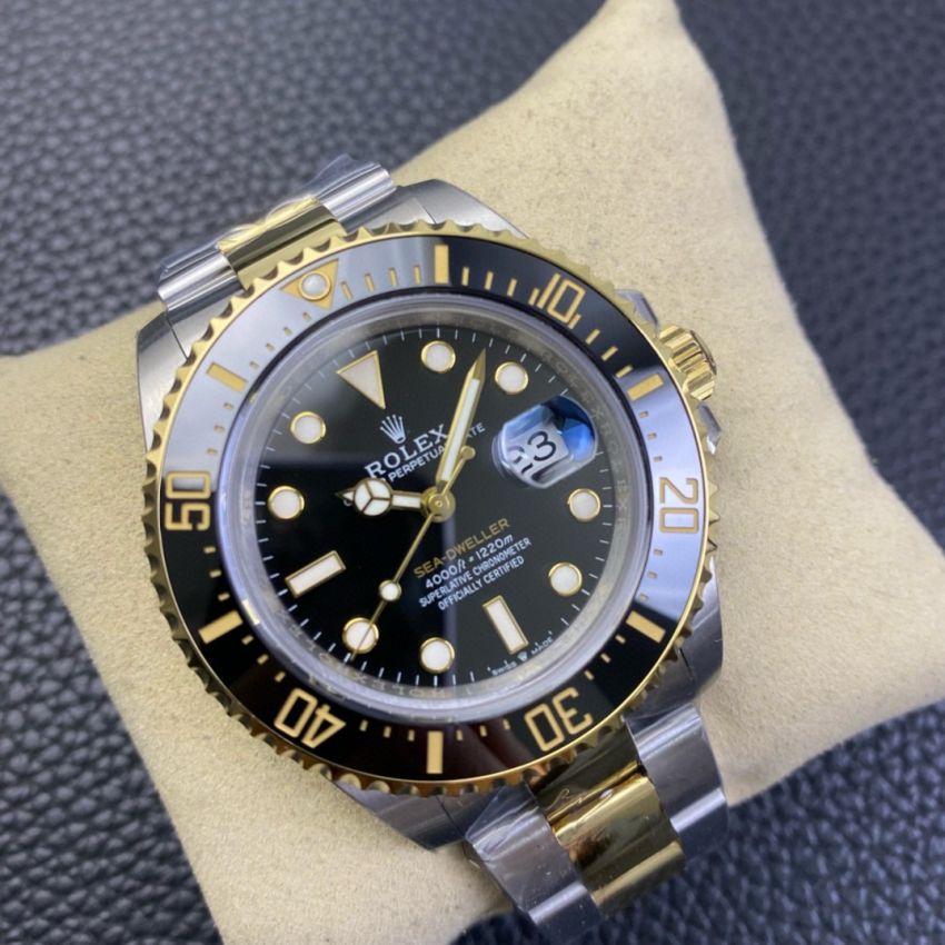 R01ex Sea-Dweller  Oyster, 43 mm, Oystersteel