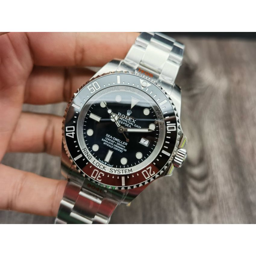 R01ex Sea-Dweller  Oyster, 43 mm, Oystersteel