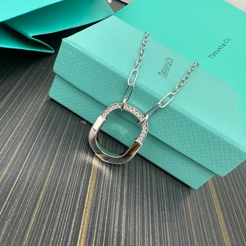 T*f*ny & Co Necklace