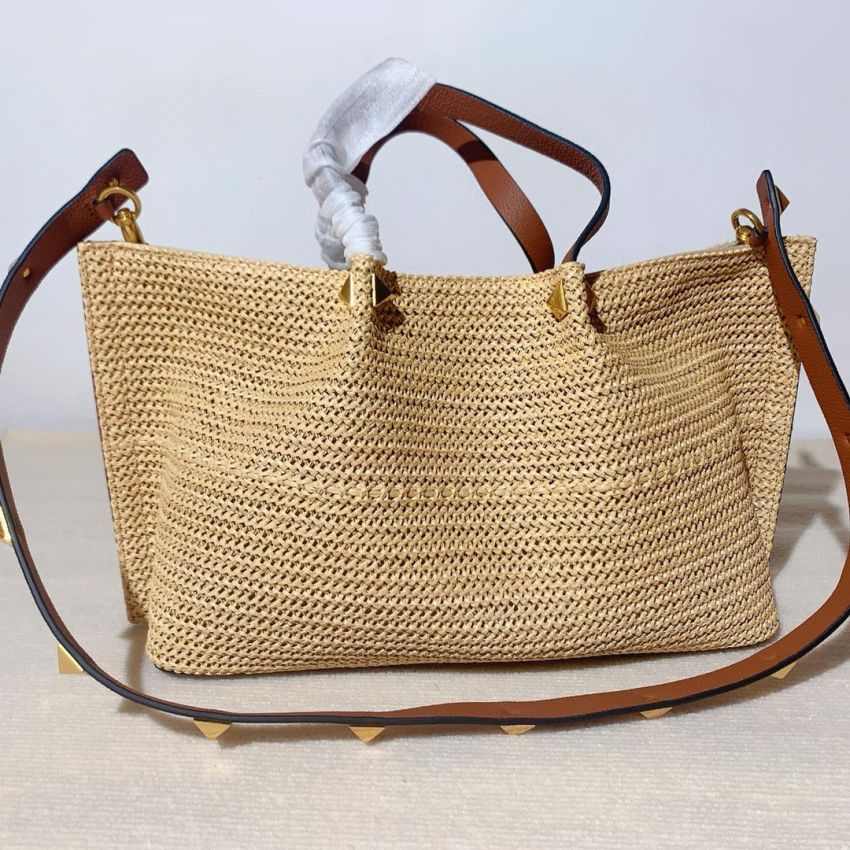 Va1e*ntin0 Medium Straw Summer Tote