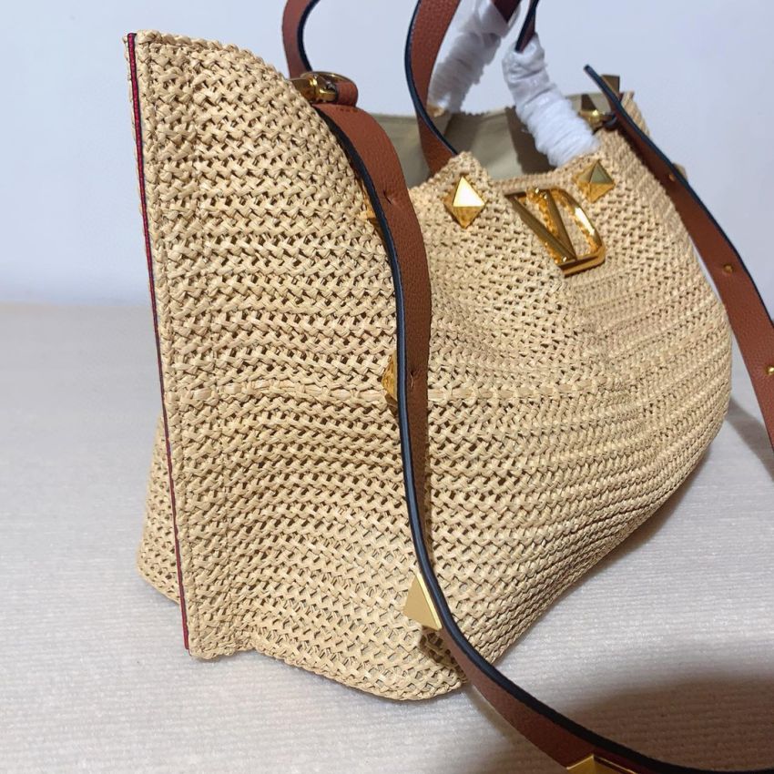 Va1e*ntin0 Medium Straw Summer Tote