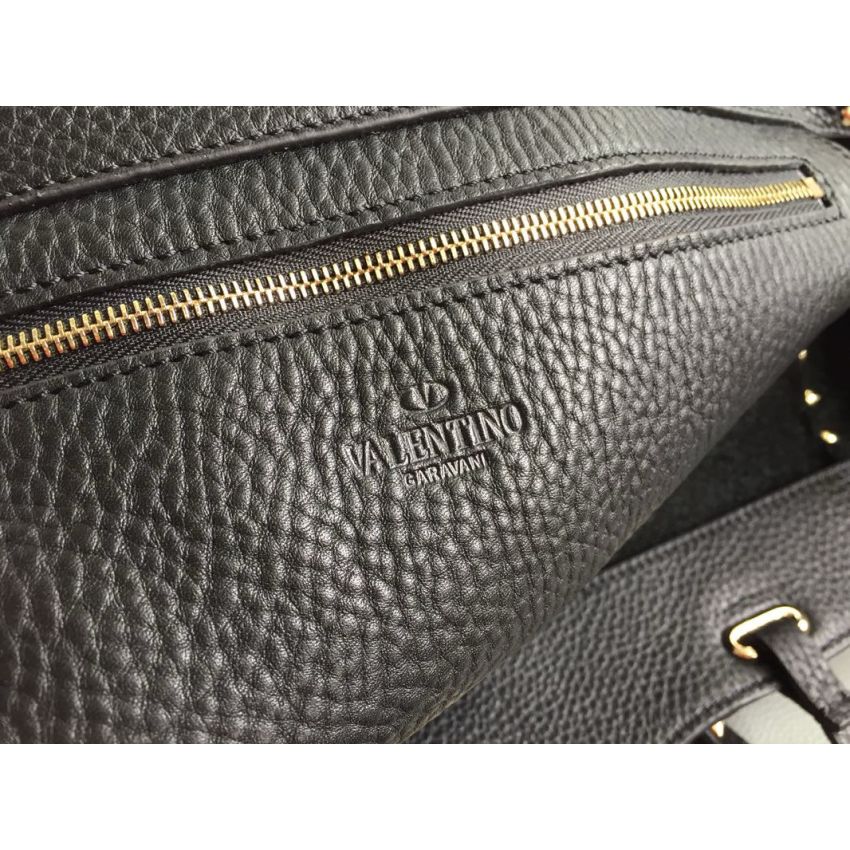 Medium Grainy Calfskin Rockstud Bag