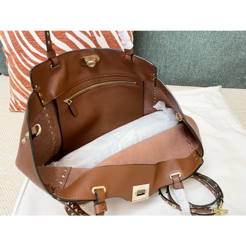 Medium Grainy Calfskin Rockstud Bag