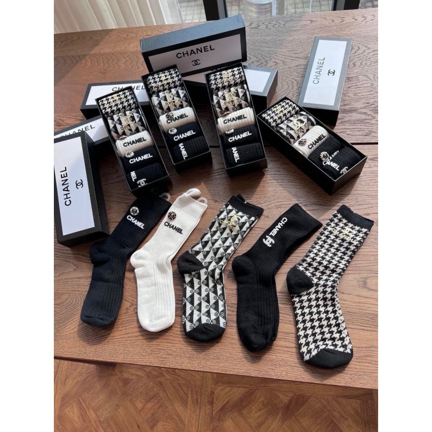 Ch**el socks ( 5 pairs )