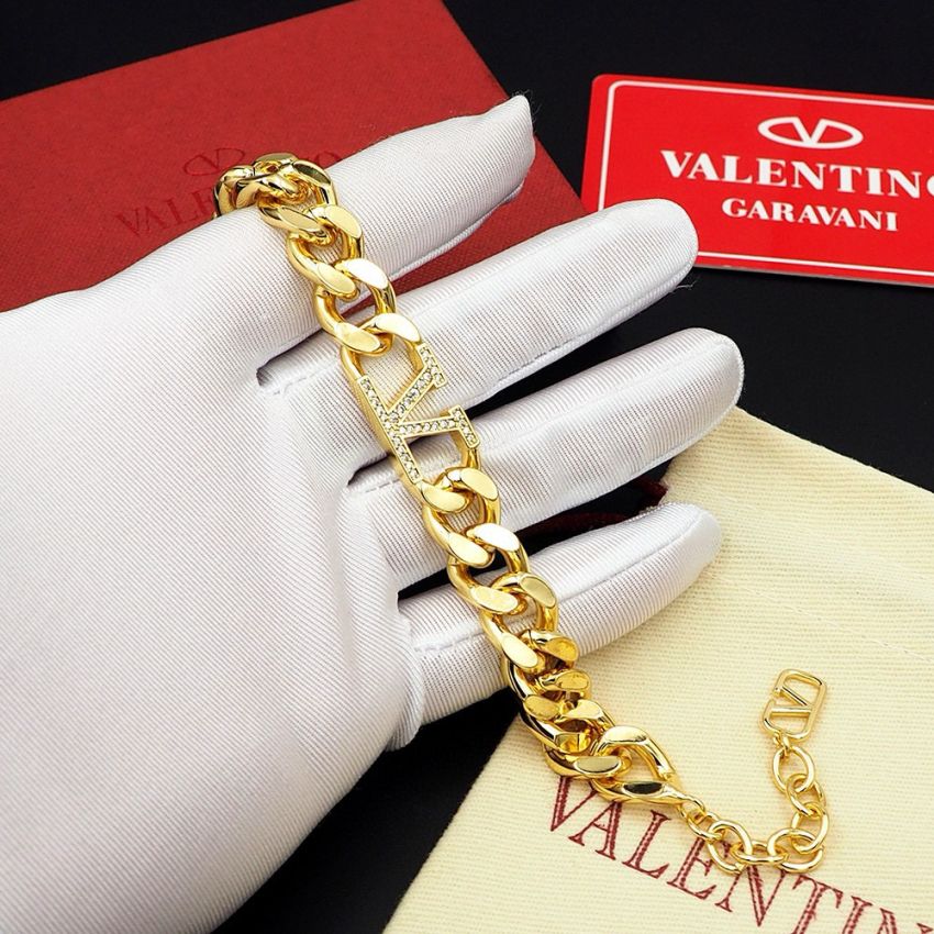Va1e*ntin0 Bracelet