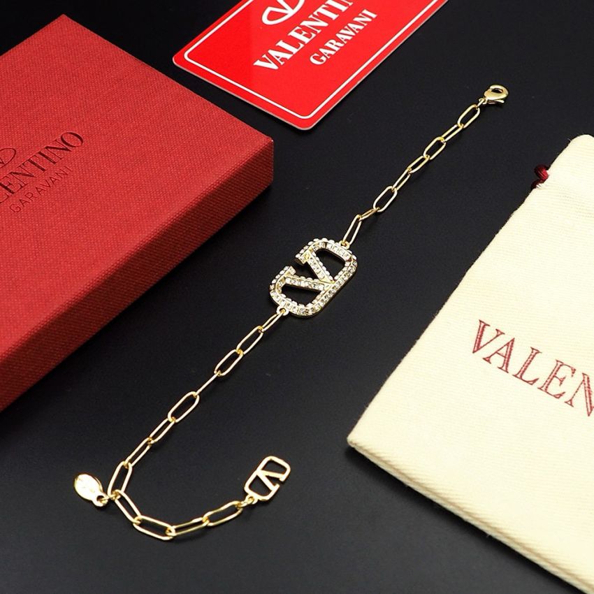 Va1e*ntin0 Bracelet