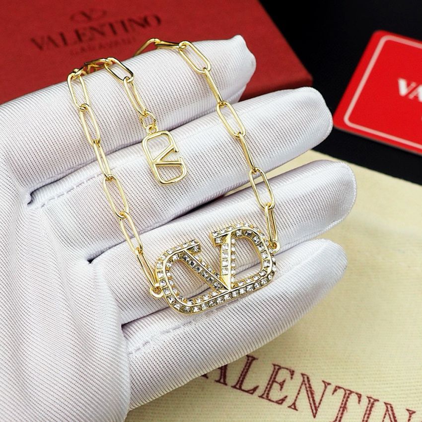 Va1e*ntin0 Bracelet