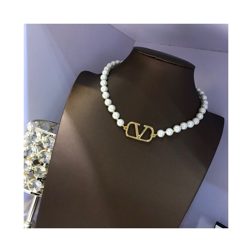 Va1e*ntin0 Necklace