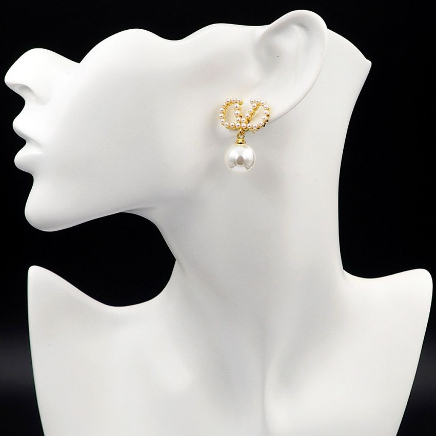Va1e*ntin0 Earrings
