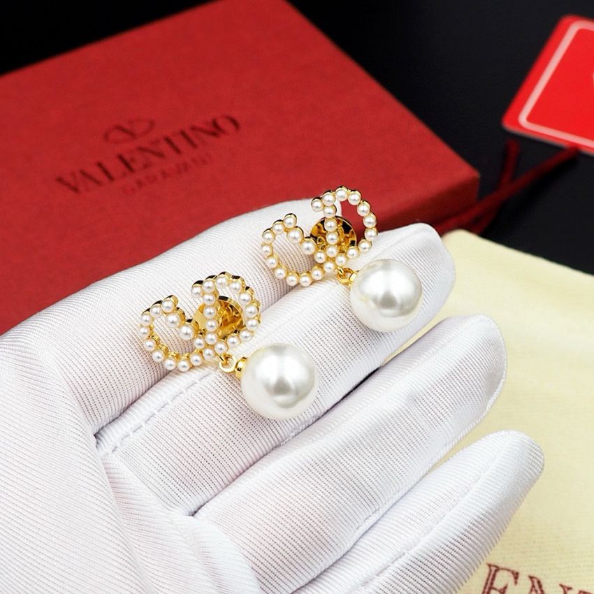 Va1e*ntin0 Earrings
