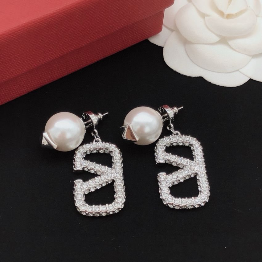 Va1e*ntin0 Earrings