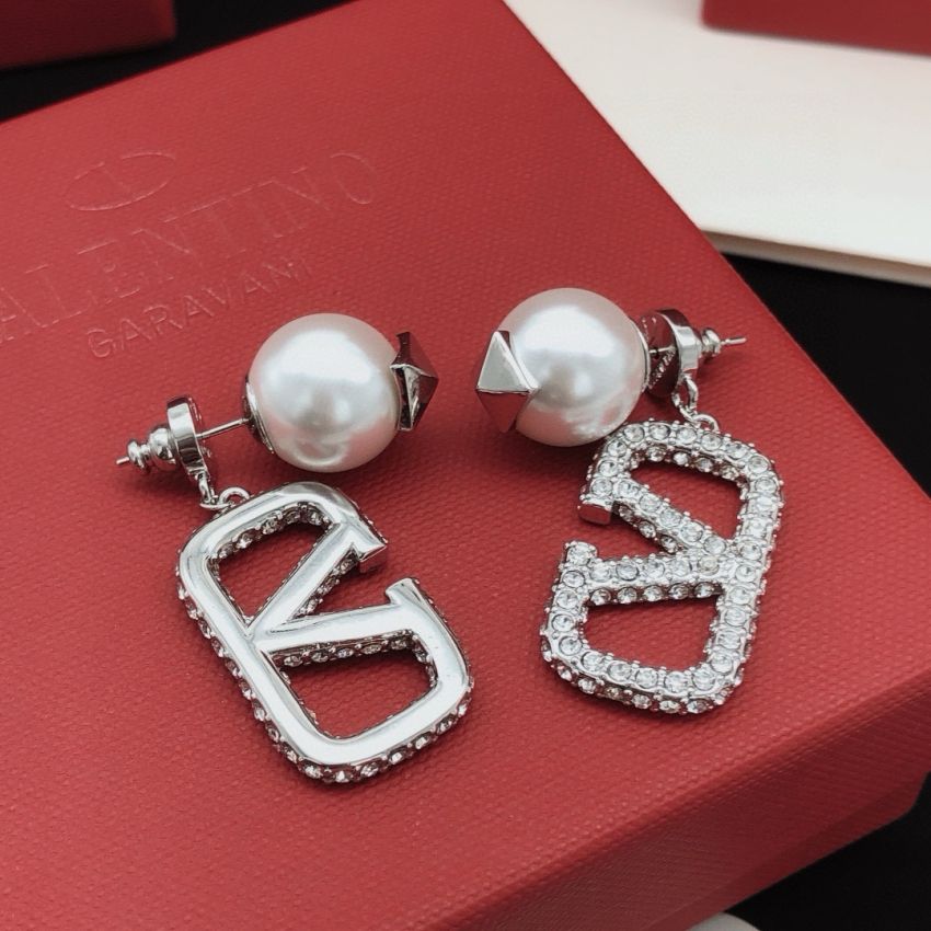Va1e*ntin0 Earrings