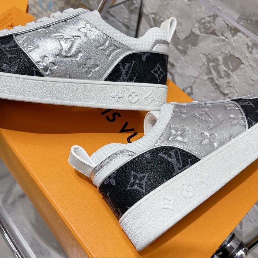L0vis Vvtt0n Sneaker