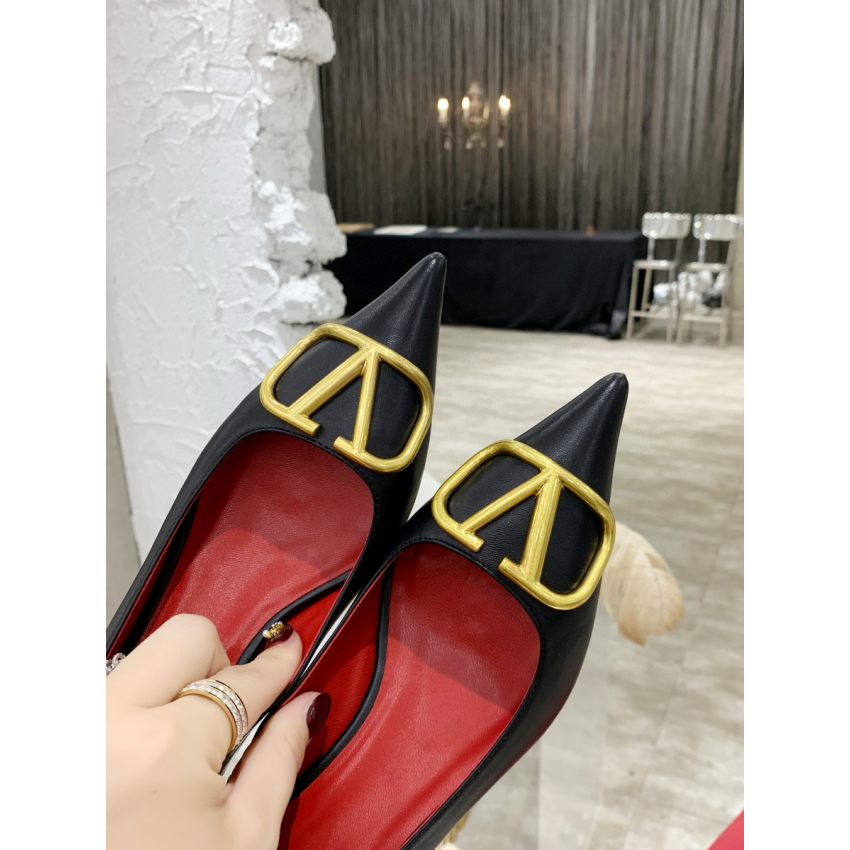 Va1e*ntin0 Vlogo Calfskin Pumps , Size 35-41