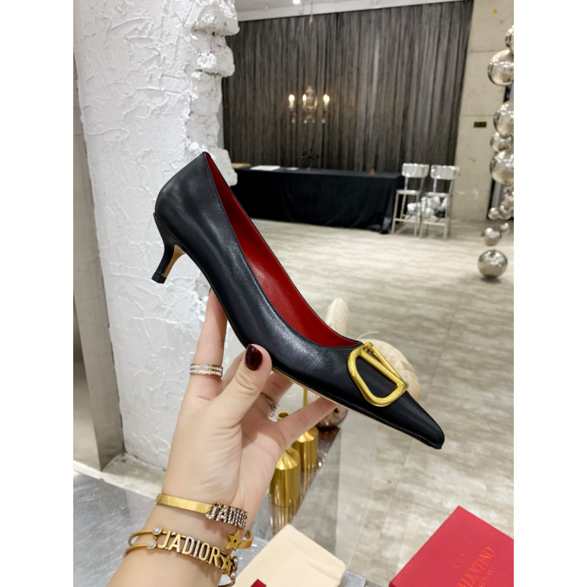 Va1e*ntin0 Vlogo Calfskin Pumps , Size 35-41