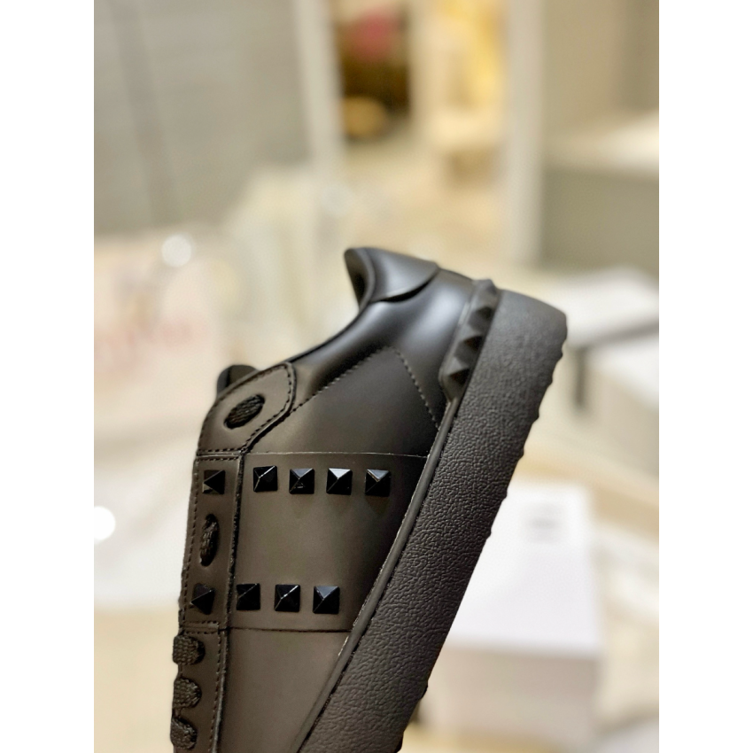 Va1e*ntin0 Unisex Sneaker, Size 35-45