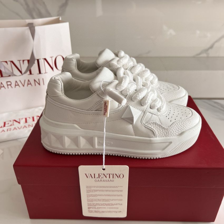 Va1e*ntin0 Unisex Sneaker, Size 35-45