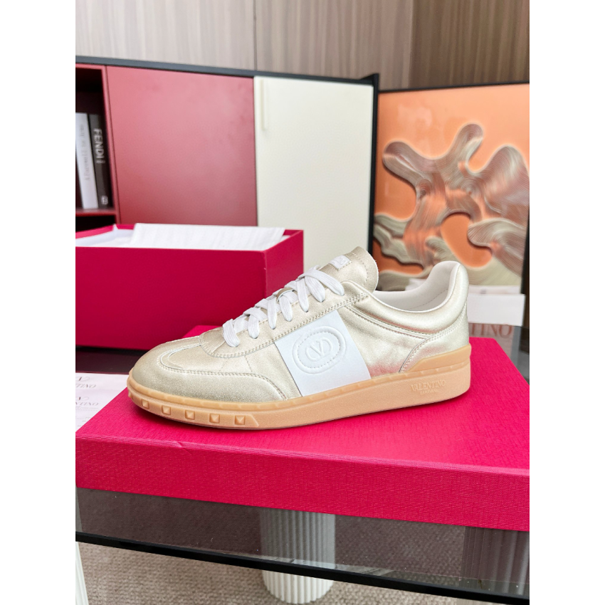 Va1e*ntin0 Unisex Sneaker, Size 35-46