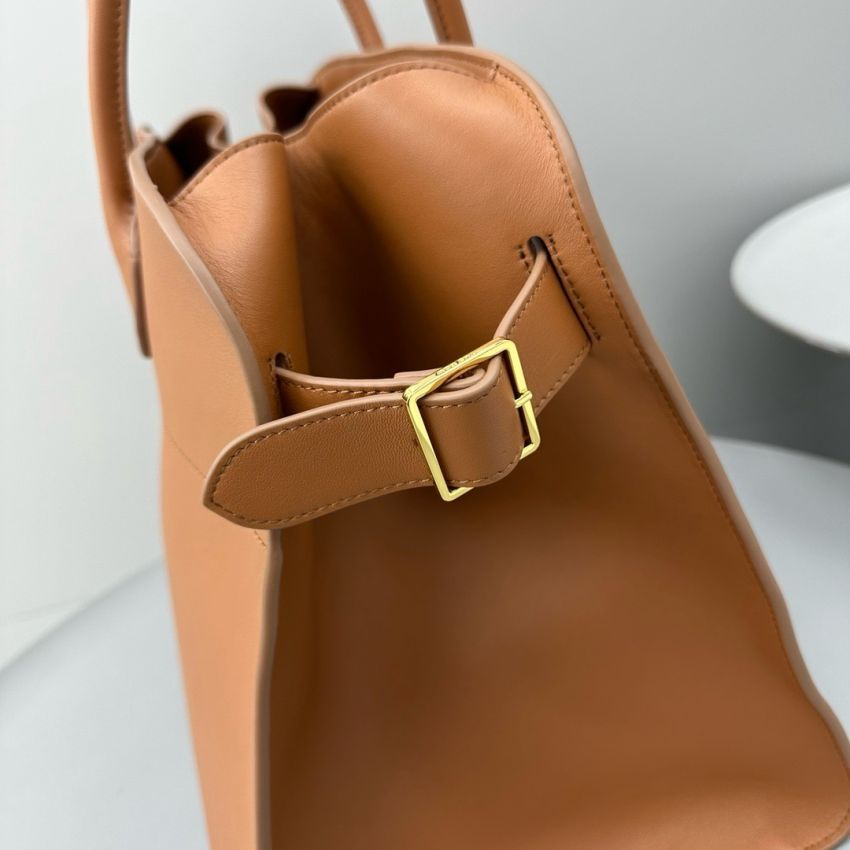 The R0w Soft Margaux 17 Bag in Leather