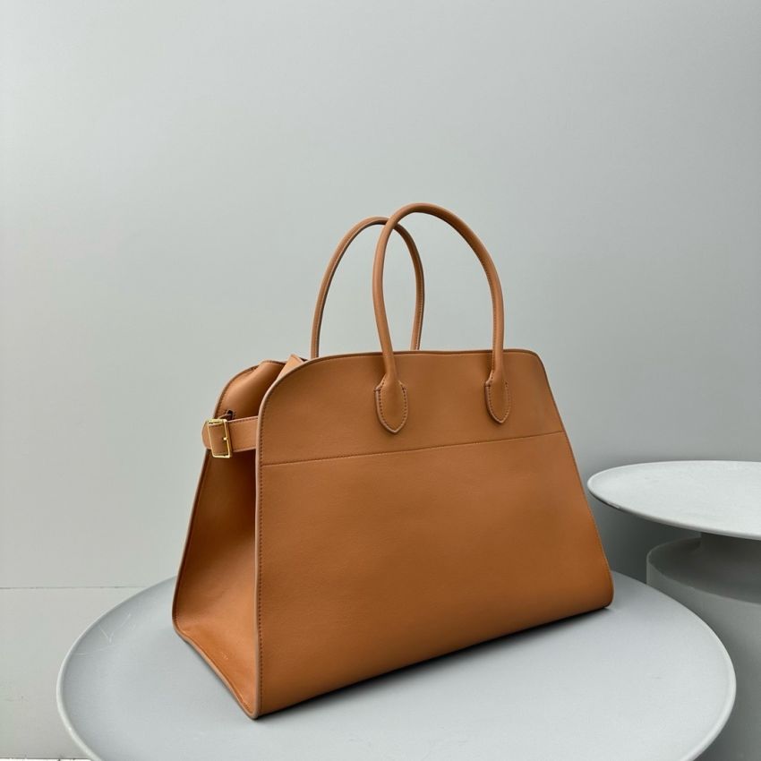 The R0w Soft Margaux 17 Bag in Leather