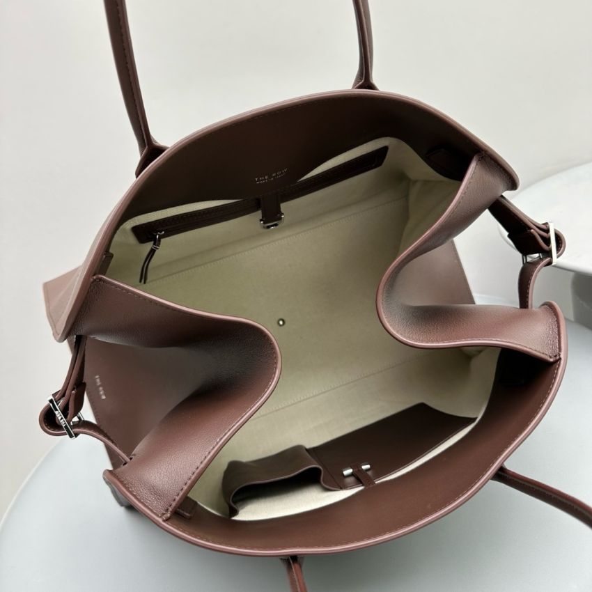 The R0w Soft Margaux 17 Bag in Leather