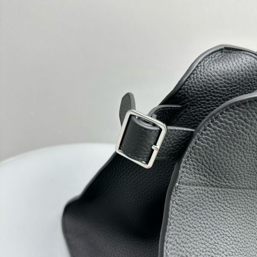 The R0w Soft Margaux 15 Bag in leather-Black