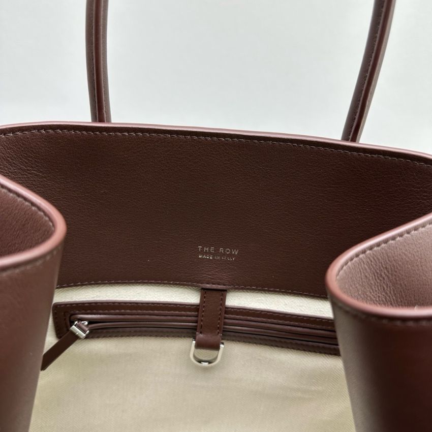 The R0w Soft Margaux 15 Bag in leather